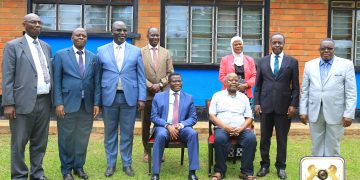 Katikkiro Mayiga atenderezza Prof. Wavamunno olw’obuyiiya n’obuwulize eri Nnamulondo