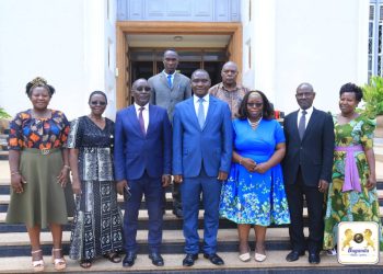 Ab’Olukiiko olukulembera Abaami b’Amasaza basisinkanye