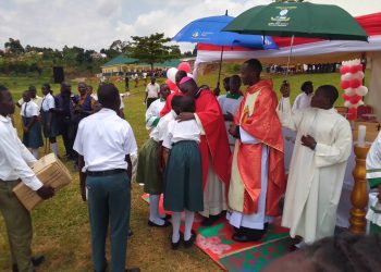 Abayizi bakubiriziddwa okunyweza emisomo gyabwe bagase ensi