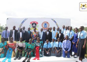 Minisita Kazibwe atongozza Nkobazambogo ku Mother Kevin College, akuutidde abayizi ku bugumiikiriza