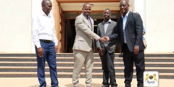 Temuwandiika Mawulire Makyamu, Musooke Munoonyereze – Owek. Kazibwe Kitooke