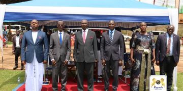 Minisita Kakomo asabye abazadde okukozesa oluwummula balambike abaana mu mpisa