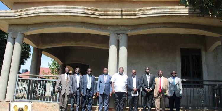 Owek. Wamala asabye  abantu bawandiike ebyafaayo era babikuume