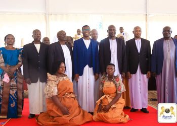 Katikkiro Mayiga asabye abantu obuteekubagizabasobole okugenda mu maaso