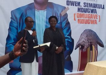 Olumbe lw’eyali omubaka wa Kabaka e Carlifonia, Omugave Ndugwa Ssemakula lwabiziddwa, Owek. Kawuki asonze ku bukulu bw’ Ebitone