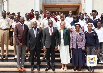 Owek. Mayiga asabye abaana abato bayigirizibwe ebyafaayo n’ennono eziri mu ggwanga