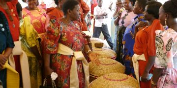 Abakyala  mu Ssingo balabudde ku nkozesa y’omutimbagano embi