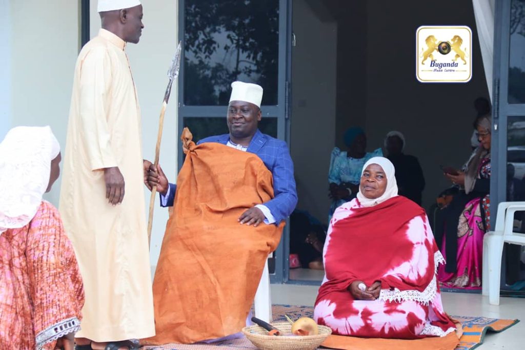 Omulangira Nakibinge Alabudde Abaana ku kulwanira emmaali abadde gyebalesse