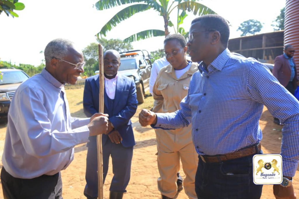 MMWANYI TERIMBA | Katikkiro Mayiga asabye abakulembeze okukyusa embeera z’abantu bebakulembera