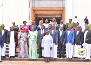 Katikkiro Mayiga asisinkanye  Abakulembera Abakristu b’e Lweza, abakuutidde ku bukulembeze obulungi