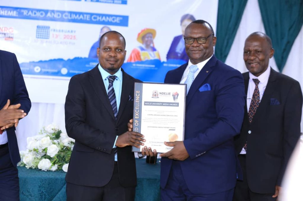 Owek. Kazibwe asabye bannamawulire okulwanirira Obutondebwensi