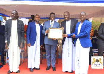 Katikkiro Mayiga asabye Gavumenti okuyimbula Dr.  Kizza Besigye