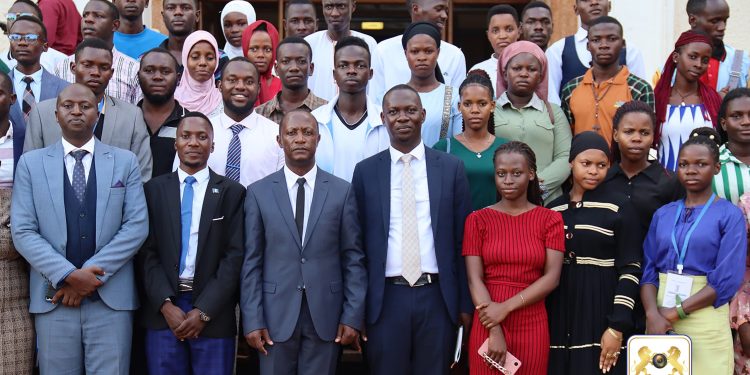 Omusomo gwa Nkobazambogo: Minisita Sserwanga abakubirizza okubeera ab’amazima