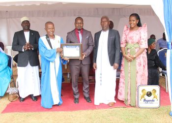Katikkiro Mayiga akunze abantu okwetaba mu nteekateeka z’ Amazaalibwa ga Beene ag’emyaka 70