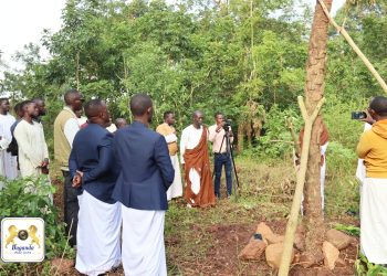 Abalangira bavumiridde abasaatuukira ku ttaka ly’ Obwakabaka