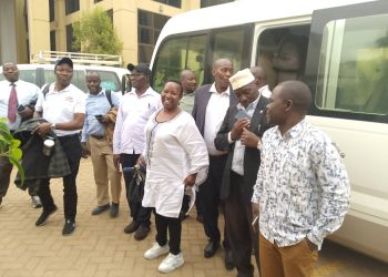 Babangudde Abaami abakulira Amasaza omudumu gw’Amafuta wegunaayita