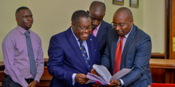 Obwakabaka butwala Minisita Sam Mayanja mu kkooti lwa kutyoboola  Nnamulondo n’okuwa ebiragiro ebimenya amateeka