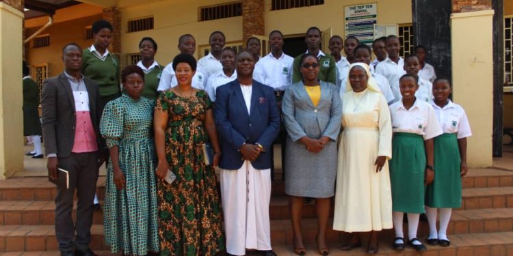 Bannankobazambogo bakaalatiddwa okwagala obuwangwa bwabwe 