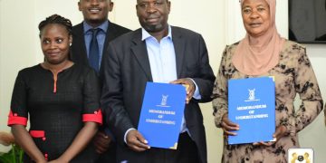 Obwakabaka buzizza omukago gwabwo ne  ECOSAVE obuggya