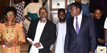 Bannabitone Mwewale Ebyekizungu  muyitimuke – Katikkiro Mayiga