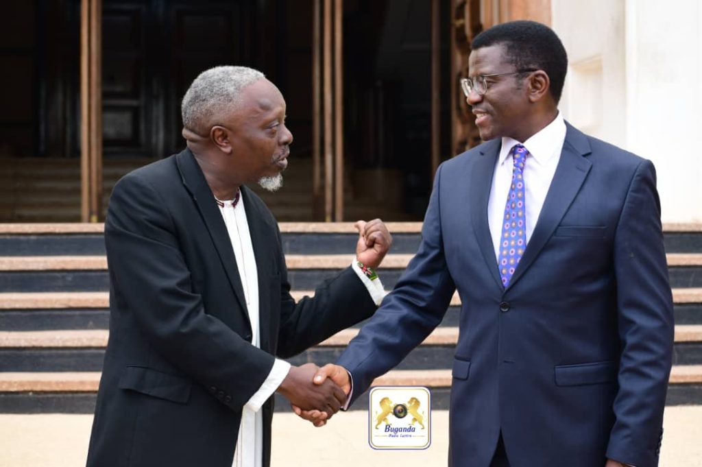 Bannabitone Mwewale Ebyekizungu  muyitimuke – Katikkiro Mayiga