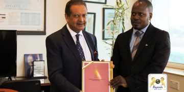 Ssaabasajja Kabaka Asiimye emirimu egyakolebwa Aga Khan IV