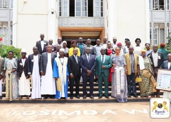 Bannakabula bakiise embuga nebaleeta oluwalo lwa bukadde obusoba mu mukaaga