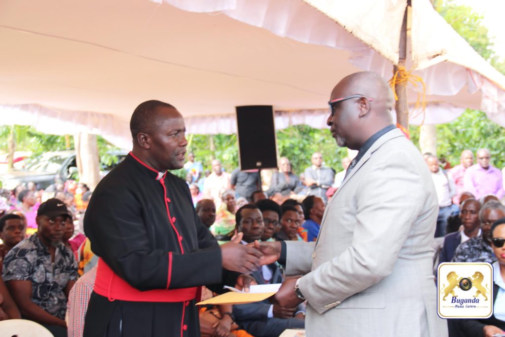 Obwakabaka bukungubagidde Maama wa Canon B.K. Buwembo