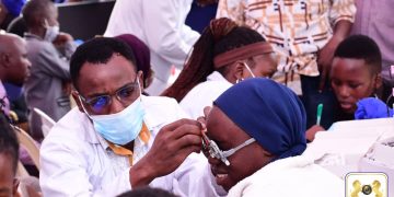 Tubeere Balamu mu Kyaddondo Akomekkerezeddwa