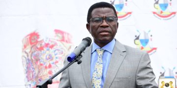 Katikkiro alabudde abantu ku basawo abafere