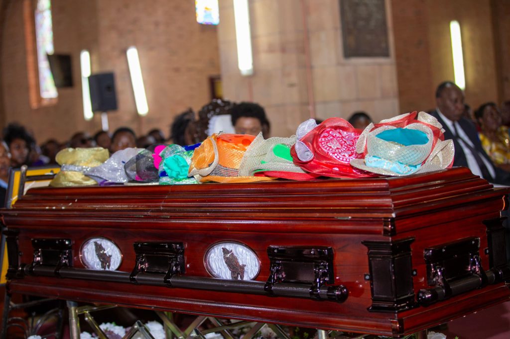 Okusabira Nnaalinnya Gertrude Tebattagwabwe e Namirembe