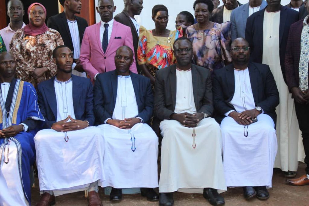 Lwaki Tusaanye Okunyweza Obukulembeze mu Bika Byaffe