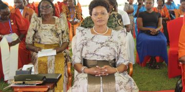 Nnaabagereka Nagginda Akubirizza Abakyala Okwettanira Tekinologiya