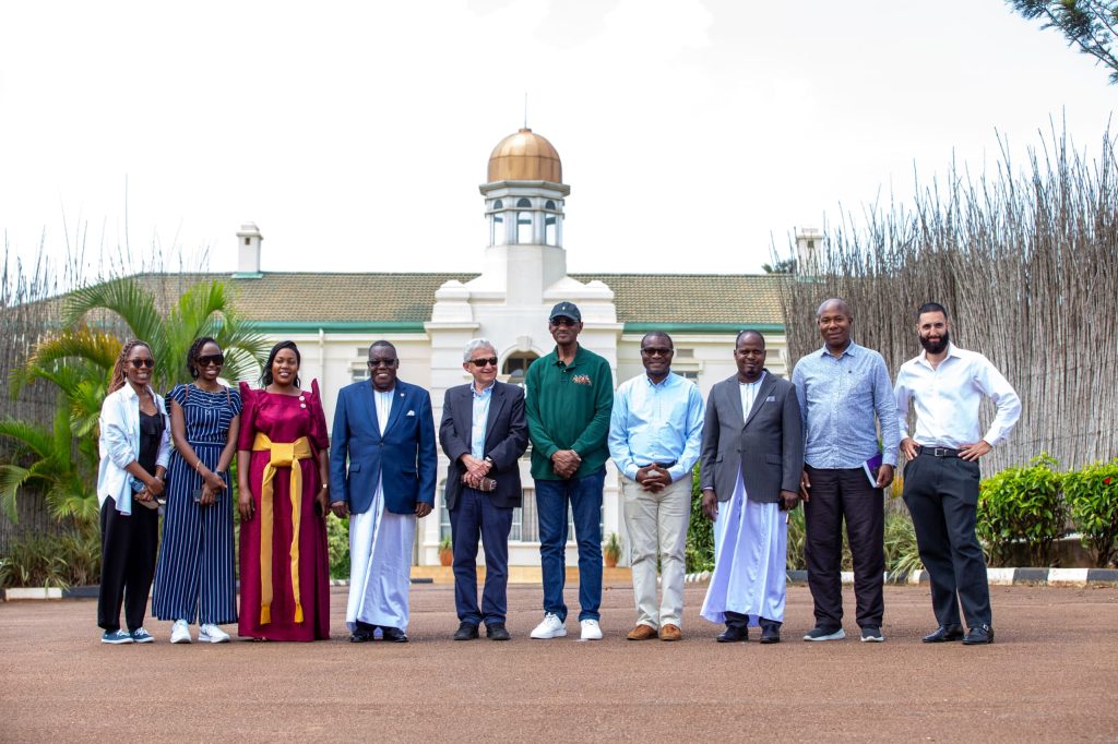 Omulamuzi Omukulu e Bugengereza Akyaddeko mu Buganda