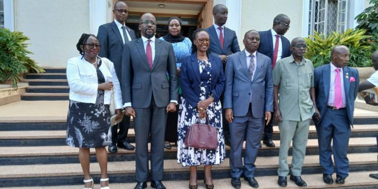 Gavumenti ekwataganye n’Obwakabaka bwa Buganda ku by’Abazirwanako e Luweero