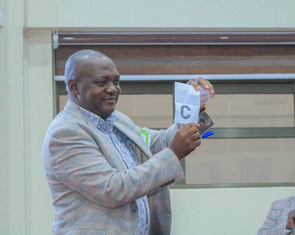 Akalulu Kakwatiddwa: Buddu Eggulawo ne Gomba mu za Masaza