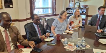 Buganda Okukolagana n’Abamerika mu kutumbula Ebyenjigiriza