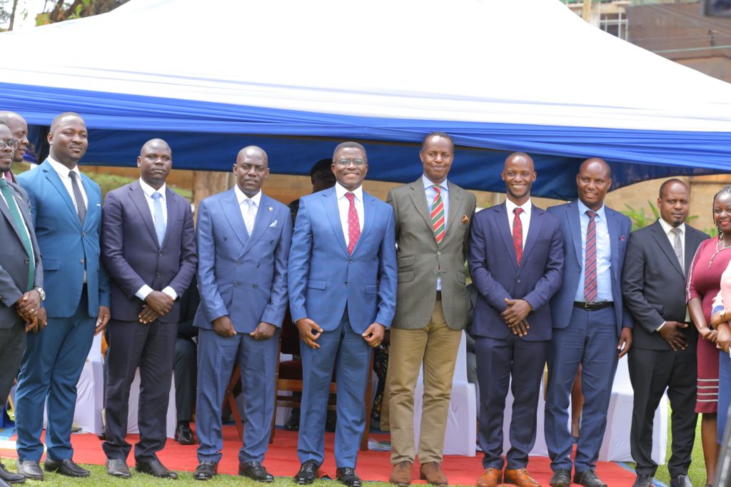 Enkyukakyuka mu bukulembeze bw’Abavubuka mu Buganda: Katikkiro Abakalaatidde