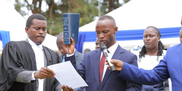 Enkyukakyuka mu bukulembeze bw’Abavubuka mu Buganda: Katikkiro Abakalaatidde