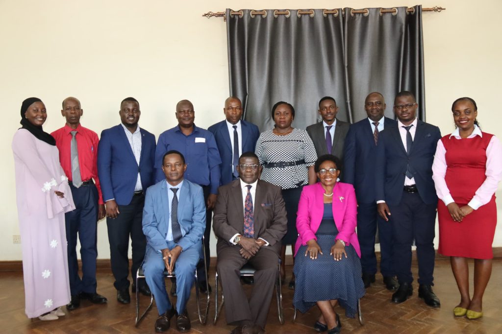 Ebibuuzo bya Buganda biteekwa okubuna Eggwanga lyonna – Prof. Kaawaase