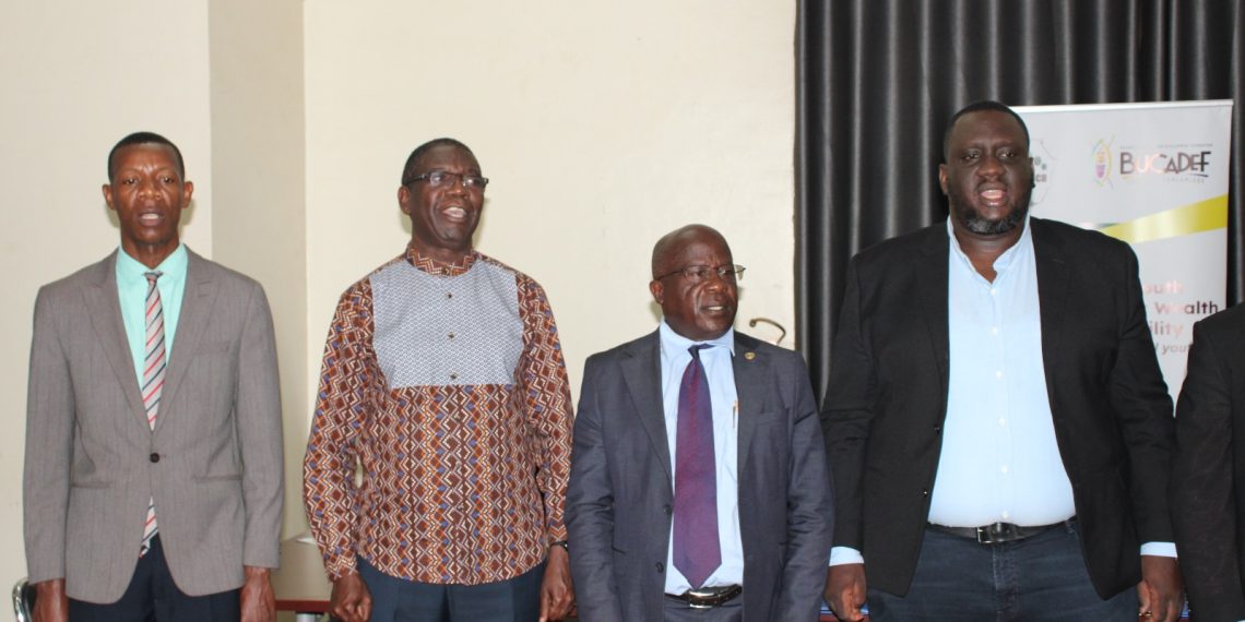 Okutumbula Obulimi bw’Emmwanyi mu Bavubuka