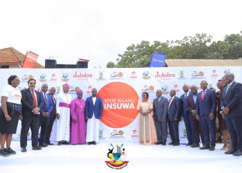 Kabaka Akubirizza Abantu Okujjumbira Yinsuwa