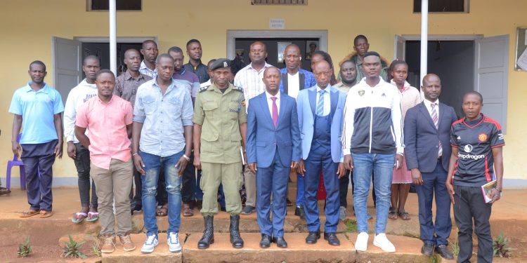 Okukomya Effujjo mu Mupiira gw’Amasaza