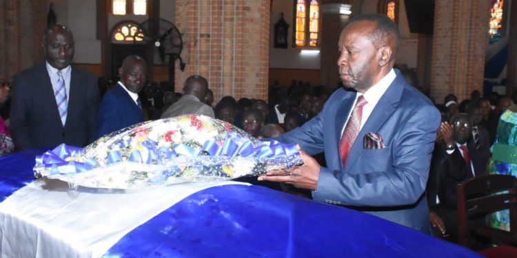 Okusabira Owek. Malokweza: Katikkiro Akubagizza Ab’enju ye