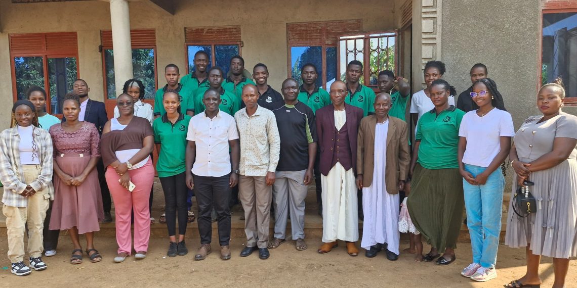 Okuwagira Abawala mu Kukola Emirimu