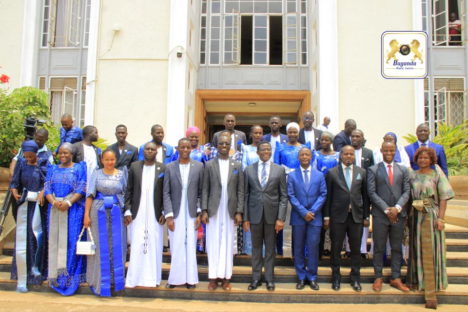 Bannabyabufuzi Abakulu Bavumaganya Ebyobufuzi by’Eggwanga – Katikkiro