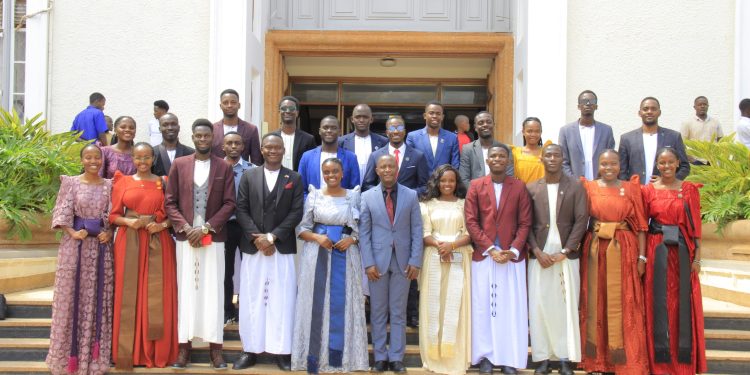 Minisita Serwanga Asisinkanye Abakulembeze ba Guild ya MUBS