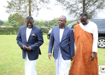 Omusomo ku Nnono, Obuwangwa n’Empisa