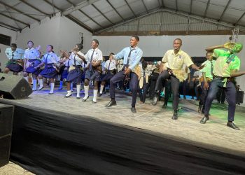 Tukozese Ennyimba Okutumbula Olulimi