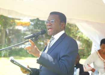 Katikkiro Avumiridde Abavubuka Abawasa n’Okufumbirwa Abakadde: “Mukole ebituufu mu kiseera ekituufu”